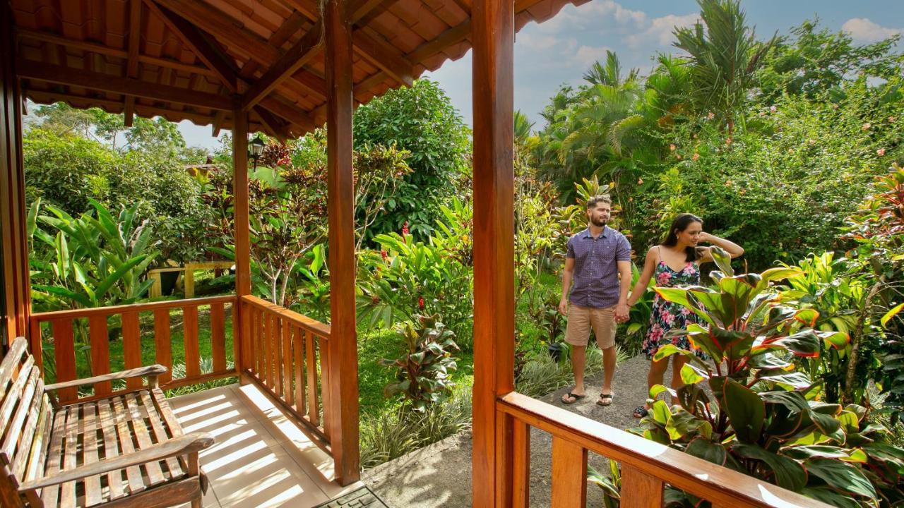 Hotel Rancho Cerro Azul La Fortuna Exterior photo